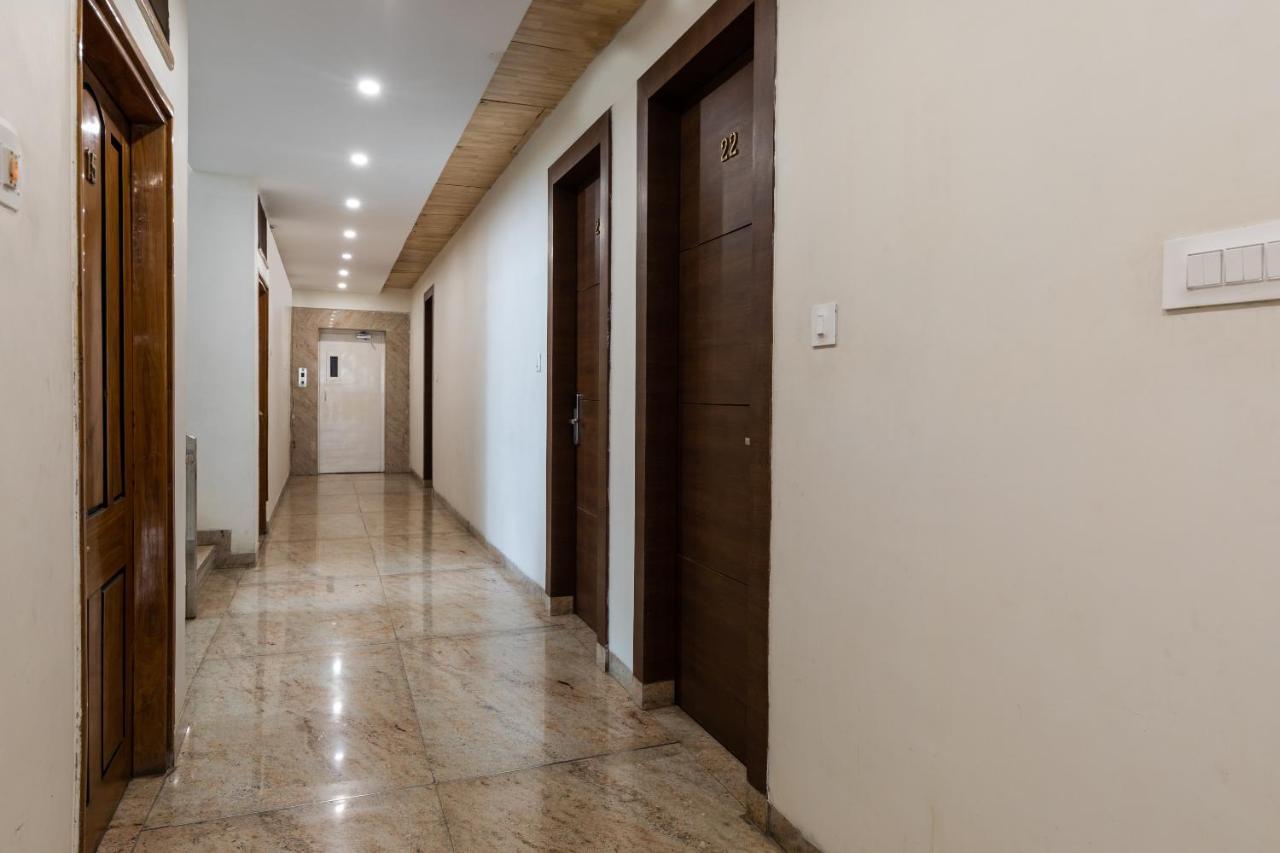 Capital O 47403 Hotel Manjeet Bhopal Esterno foto