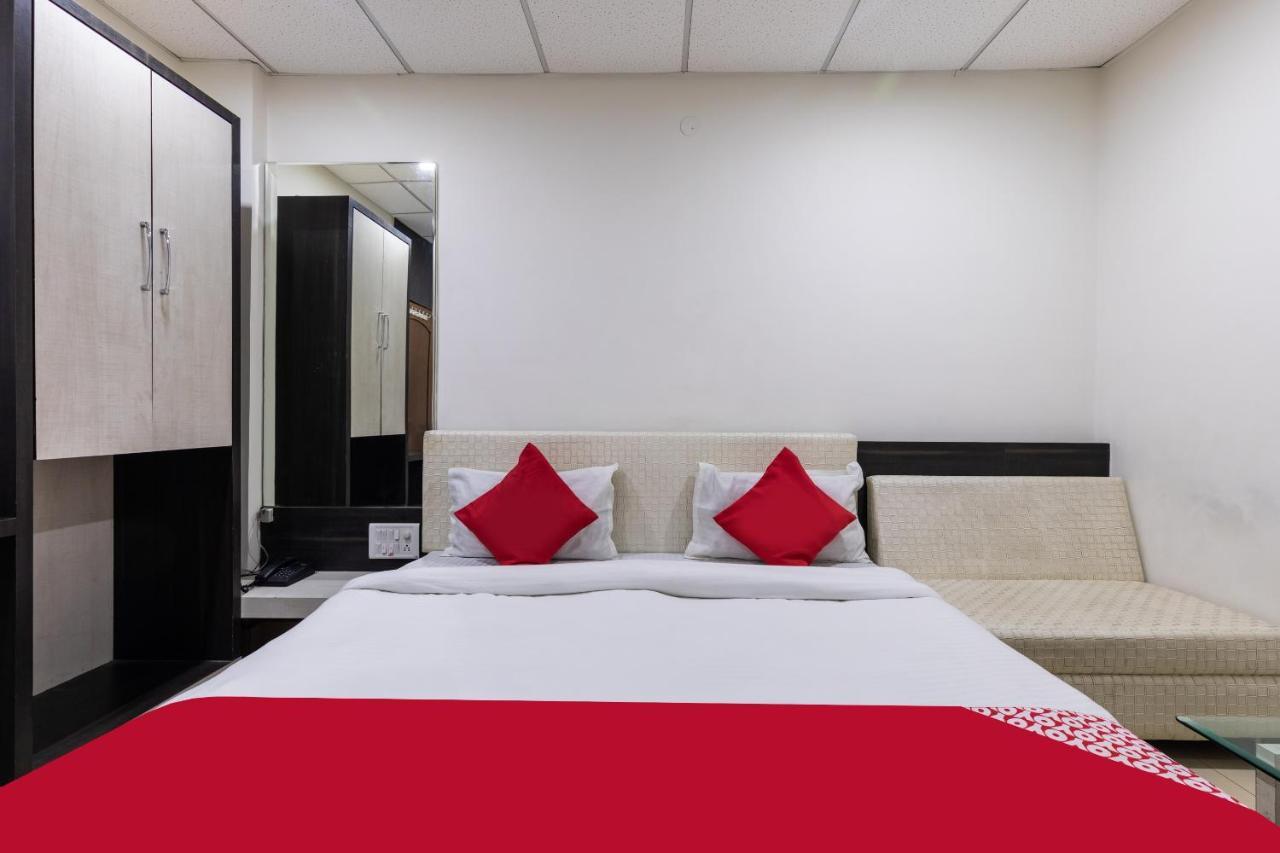 Capital O 47403 Hotel Manjeet Bhopal Esterno foto